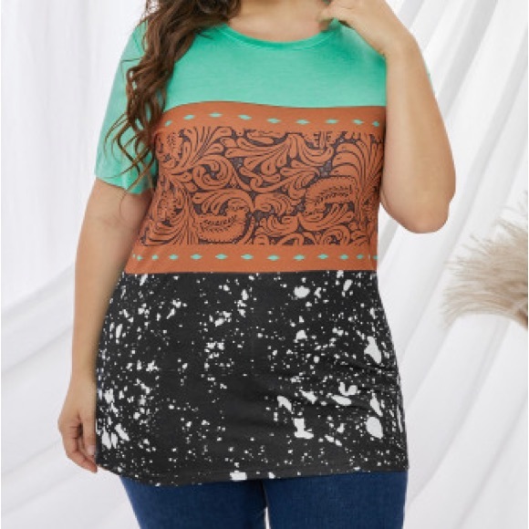 Tops - NWOT. Western Color Block T-Shirt.  1X